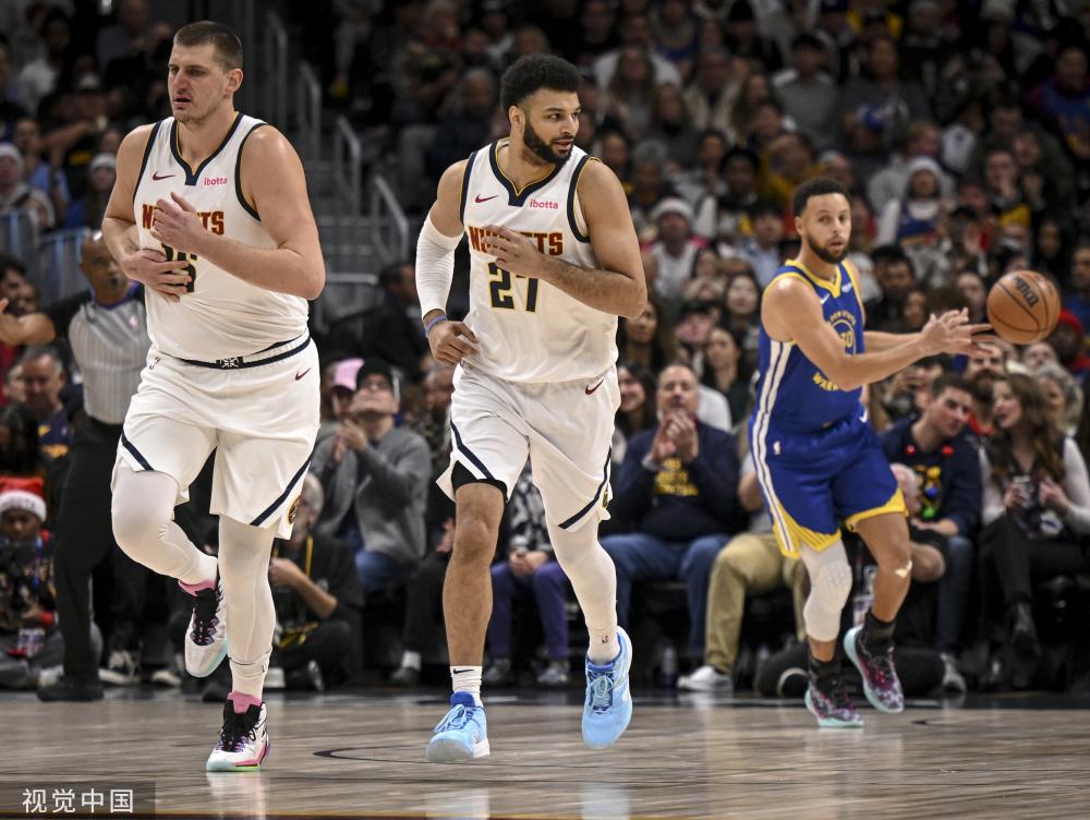 激烈竞争 激烈竞争