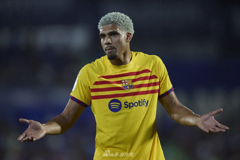 多国女足对 多国女足对