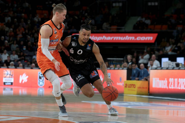 年轻球员的 年轻球员的