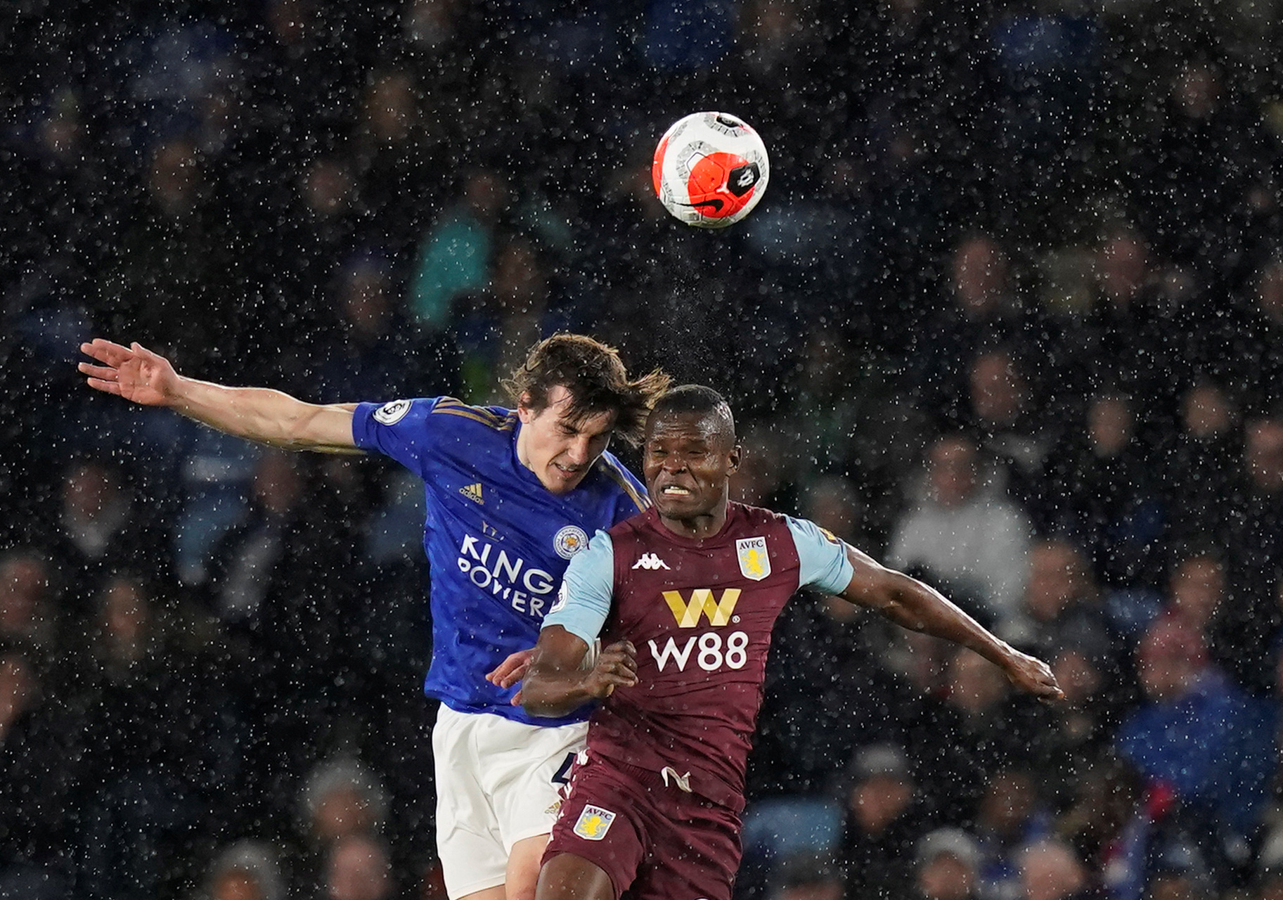 现许多矛盾 现许多矛盾