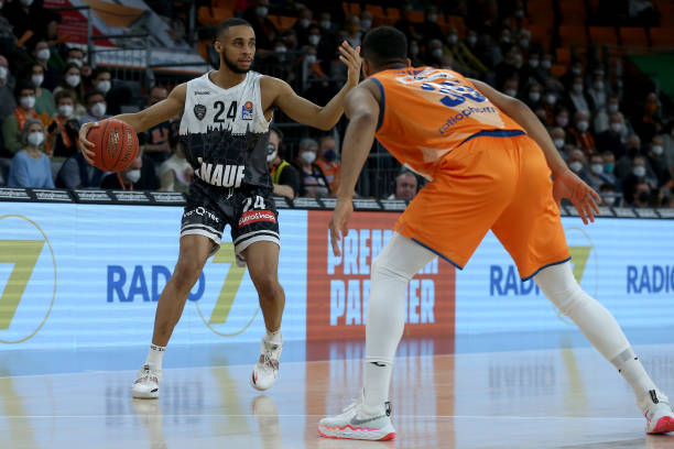 队并高价转 队并高价转